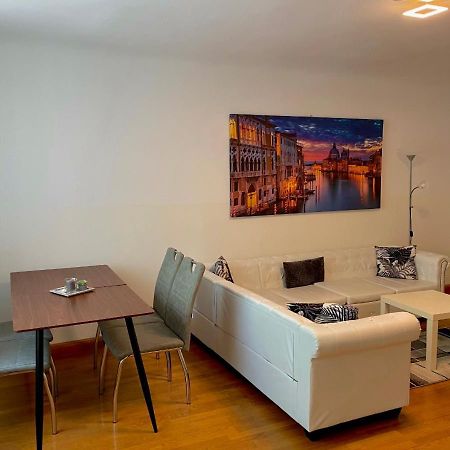 Apartment Wien Mitte Екстериор снимка