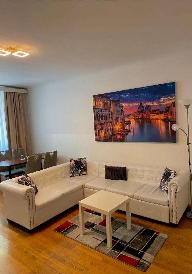 Apartment Wien Mitte Екстериор снимка